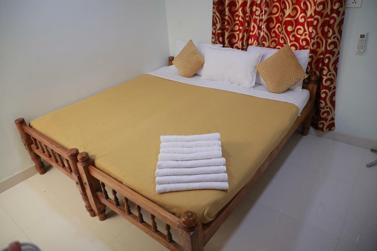 Bed and Breakfast Pavithram Residency Коллам Экстерьер фото