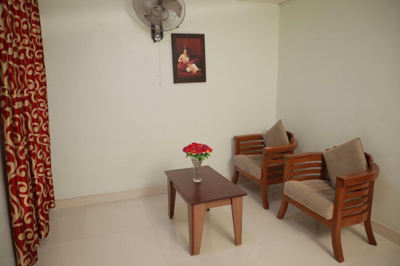 Bed and Breakfast Pavithram Residency Коллам Экстерьер фото